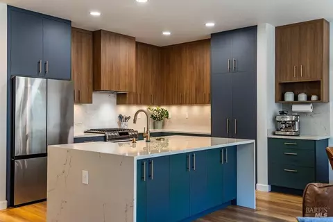 Kitchen - 7296 Abbey Dr, Vallejo, CA 94591 photo 1 of 27