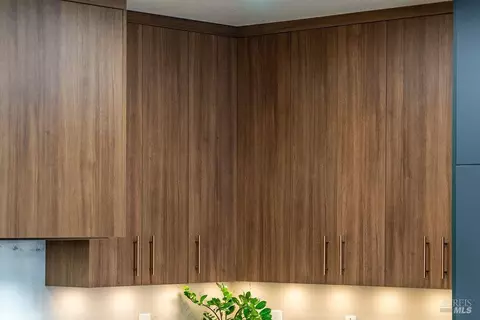 Kitchen - 7296 Abbey Dr, Vallejo, CA 94591 photo 23 of 27