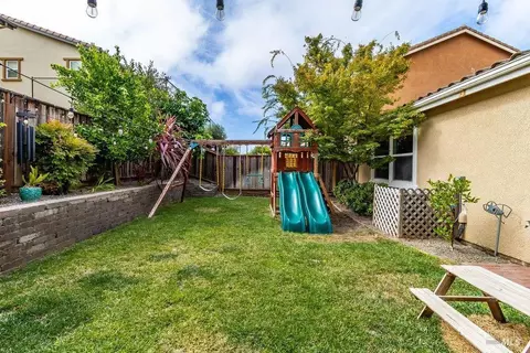 Exterior - 7296 Abbey Dr, Vallejo, CA 94591 photo 6 of 11