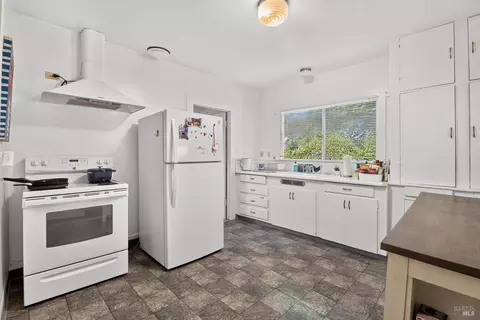 Kitchen - Undisclosed, Ukiah, CA 95482 photo 1 of 2