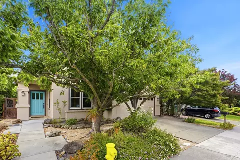48 Presidio Dr, Novato, CA 94949