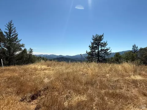 49020 Fox Rock Rd, Piercy, CA 95587