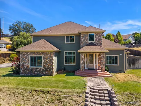 Exterior - 2485 Appolinaris Dr, Ukiah, CA 95482 photo 2 of 20