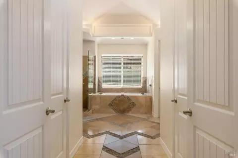 Entry Way - 2485 Appolinaris Dr, Ukiah, CA 95482 photo 3 of 6