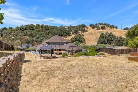Exterior - 2485 Appolinaris Dr, Ukiah, CA 95482 photo 13 of 20