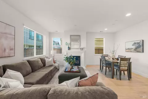 Other - 844 Crescendo St, Fairfield, CA 94534 photo 1 of 11