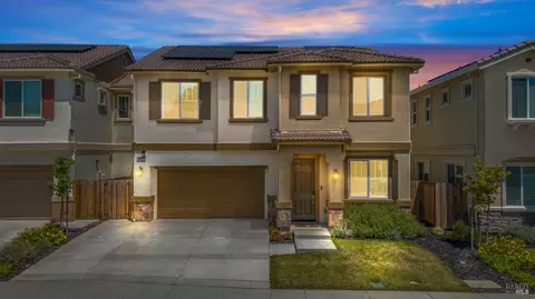 Exterior - 844 Crescendo St, Fairfield, CA 94534 photo 12 of 13