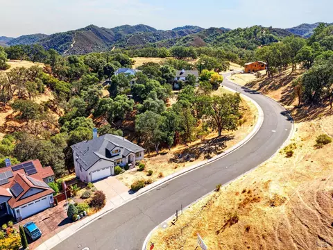 View/Area - 511 Tehuacan Rd, Ukiah, CA 95482 photo 2 of 2