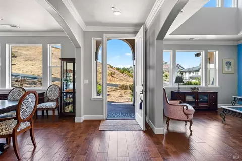 Entry Way - 511 Tehuacan Rd, Ukiah, CA 95482 photo 1 of 2