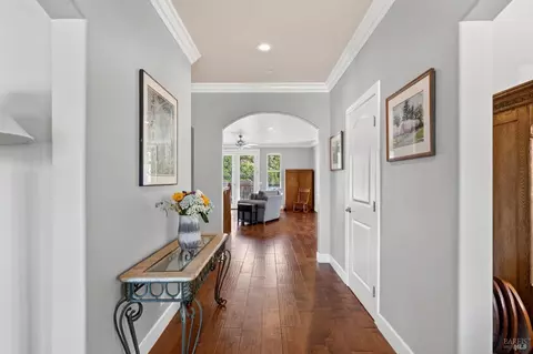 Entry Way - 511 Tehuacan Rd, Ukiah, CA 95482 photo 2 of 2