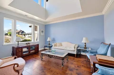 Living - 511 Tehuacan Rd, Ukiah, CA 95482 photo 1 of 6