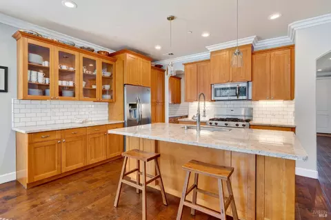 Kitchen - 511 Tehuacan Rd, Ukiah, CA 95482 photo 2 of 3