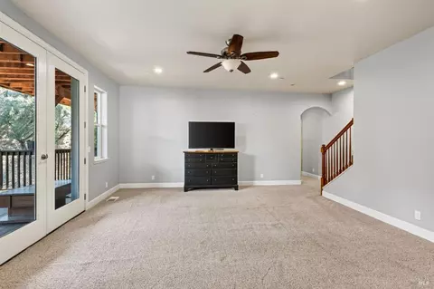 Living - 511 Tehuacan Rd, Ukiah, CA 95482 photo 6 of 6