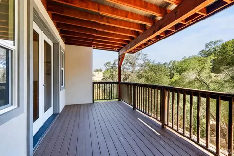 Exterior - 511 Tehuacan Rd, Ukiah, CA 95482 photo 3 of 6
