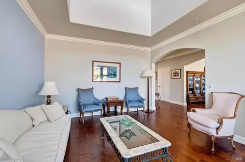Living - 511 Tehuacan Rd, Ukiah, CA 95482 photo 2 of 6