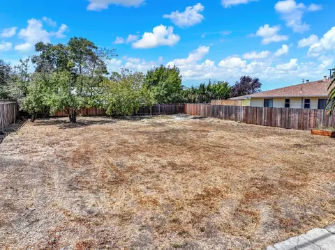 517 Suisun St, Suisun City, CA 94585