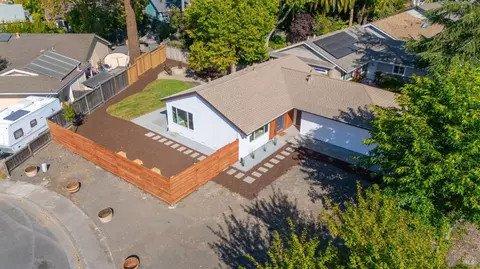 8432 SW Lasalle Ave SW, Cotati, CA 94931