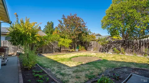 Exterior - 2980 Blackwell Ct, Fairfield, CA 94533 photo 1 of 13