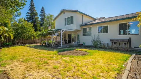Exterior - 2980 Blackwell Ct, Fairfield, CA 94533 photo 3 of 13