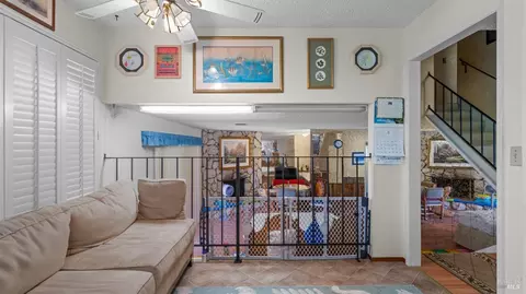 Entry Way - 2980 Blackwell Ct, Fairfield, CA 94533 photo 1 of 2