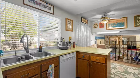 Kitchen - 2980 Blackwell Ct, Fairfield, CA 94533 photo 2 of 3