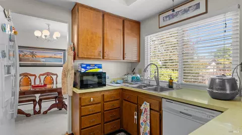 Kitchen - 2980 Blackwell Ct, Fairfield, CA 94533 photo 1 of 3
