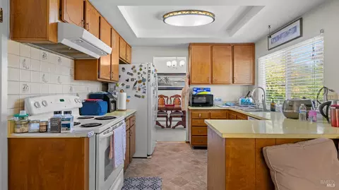 Kitchen - 2980 Blackwell Ct, Fairfield, CA 94533 photo 3 of 3