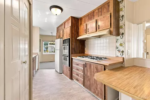 173 Circulo Monterey, Rohnert Park, CA 94928