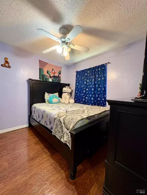 Bedroom - 200 Richardson Dr, Vallejo, CA 94589 photo 4 of 4