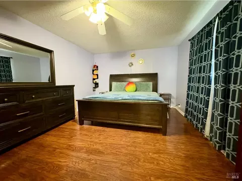 Bedroom - 200 Richardson Dr, Vallejo, CA 94589 photo 1 of 4