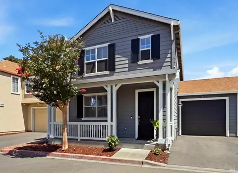 1961 Crosspoint Ct, Santa Rosa, CA 95403