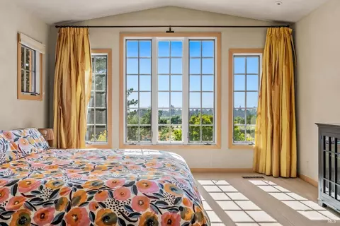 Bedroom - 4163 E 3rd Ave, Napa, CA 94558 photo 3 of 3
