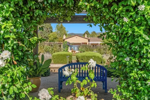 Exterior - 4163 E 3rd Ave, Napa, CA 94558 photo 17 of 18