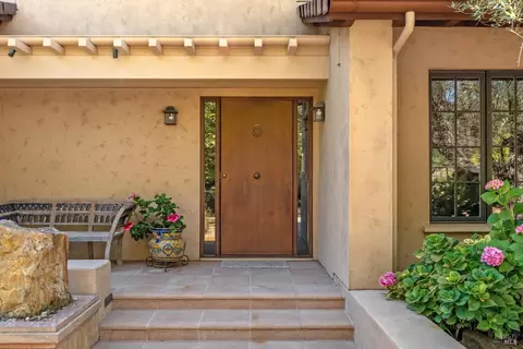 Entry Way - 4163 E 3rd Ave, Napa, CA 94558 photo 1 of 8