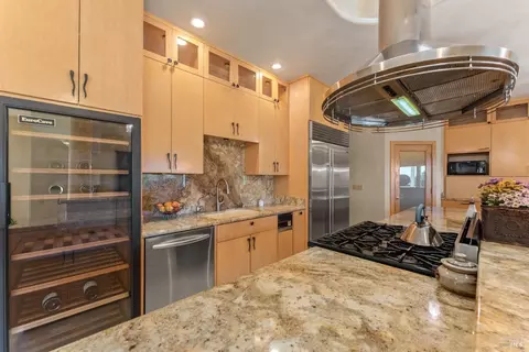 Kitchen - 4163 E 3rd Ave, Napa, CA 94558 photo 3 of 5