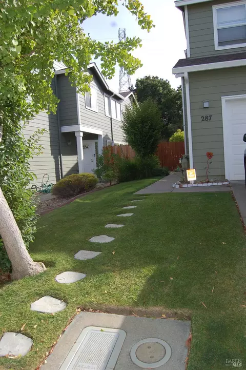 Exterior - 287 Clearpointe Dr, Vallejo, CA 94591 photo 1 of 5