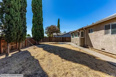 Exterior - 1419 Starr Ct, Fairfield, CA 94533 photo 7 of 14