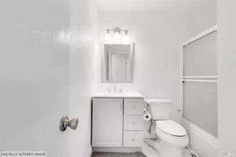 Bath - 1419 Starr Ct, Fairfield, CA 94533 photo 1 of 4