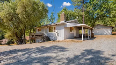 16556 Sallander Dr, Sonora, CA 95370
