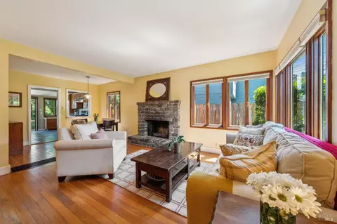 Living - 212 Sausalito St, Corte Madera, CA 94925 photo 4 of 4
