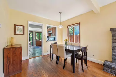 Dining - 212 Sausalito St, Corte Madera, CA 94925 photo 2 of 2
