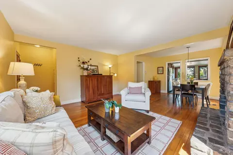 Living - 212 Sausalito St, Corte Madera, CA 94925 photo 1 of 4