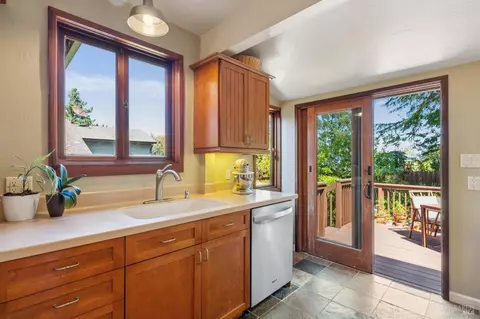 Kitchen - 212 Sausalito St, Corte Madera, CA 94925 photo 2 of 5