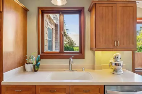 Kitchen - 212 Sausalito St, Corte Madera, CA 94925 photo 5 of 5