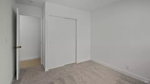 Bedroom - 2402 Gulf Dr, Fairfield, CA 94533 photo 5 of 6