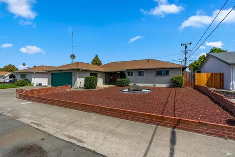 Exterior - 746 Tobin Dr W, Vallejo, CA 94589 photo 4 of 15