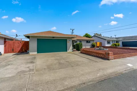 Exterior - 746 Tobin Dr W, Vallejo, CA 94589 photo 5 of 15