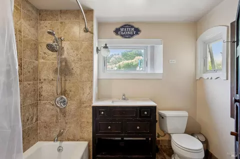 Bath - 26 Circle Ave, Mill Valley, CA 94941 photo 2 of 3