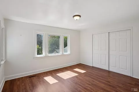 Bedroom - 26 Circle Ave, Mill Valley, CA 94941 photo 3 of 5