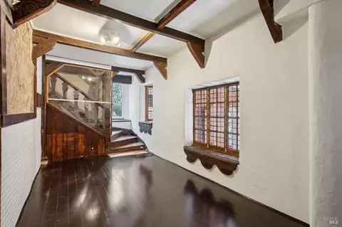 Entry Way - 26 Circle Ave, Mill Valley, CA 94941 photo 1 of 2